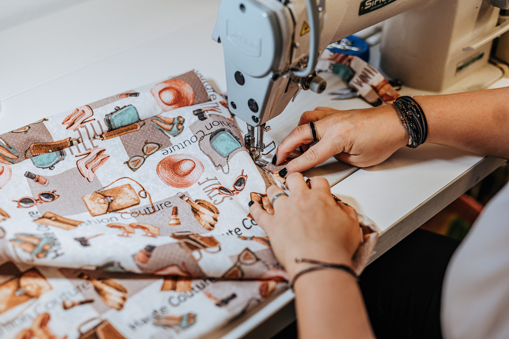 Wide Sewing Image